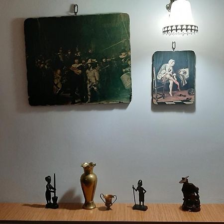 Отель Гостевой дом Art House Кутаиси Экстерьер фото